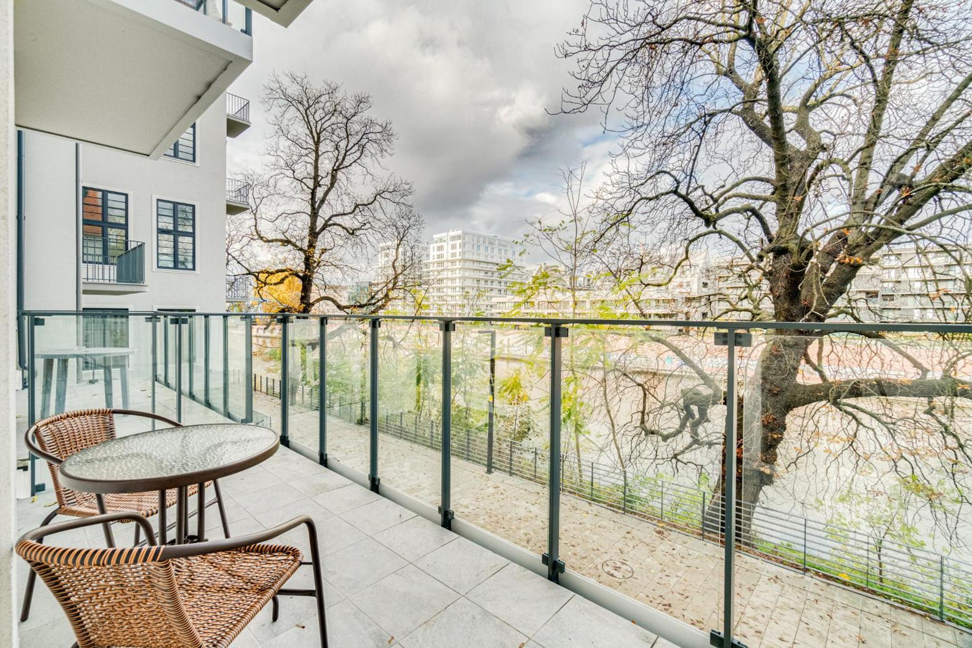 Apartament Riverside View - Parking Free Wrocław Eksteriør billede